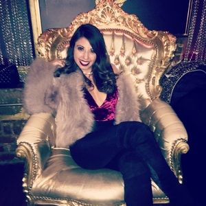 Meet your Posher, Sayeh